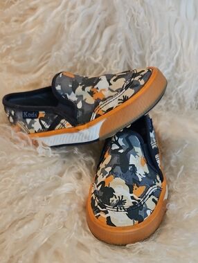 Keds Slip-On Sneakers in Navy, Orange & Cream Camo
